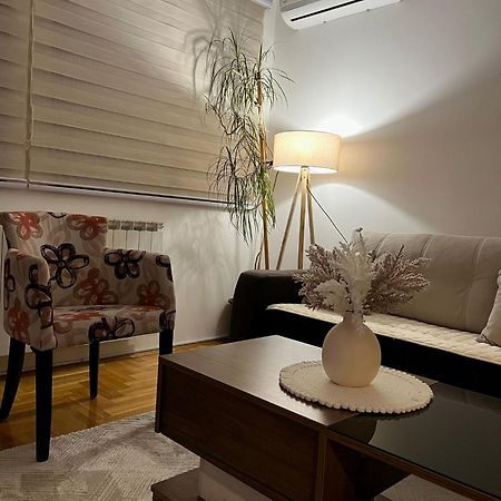 Apartman Manja Lukavica Ngoại thất bức ảnh