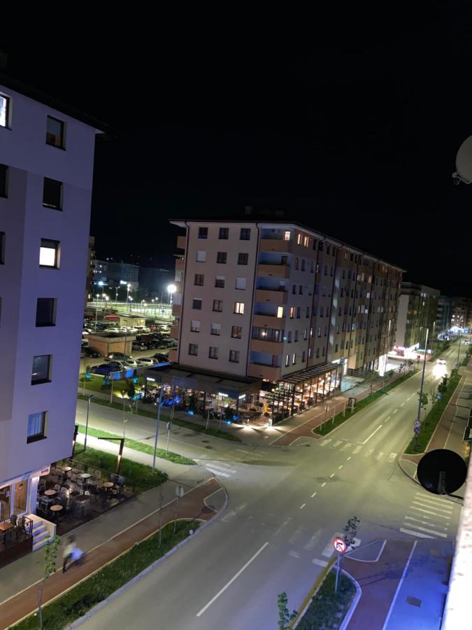 Apartman Manja Lukavica Ngoại thất bức ảnh
