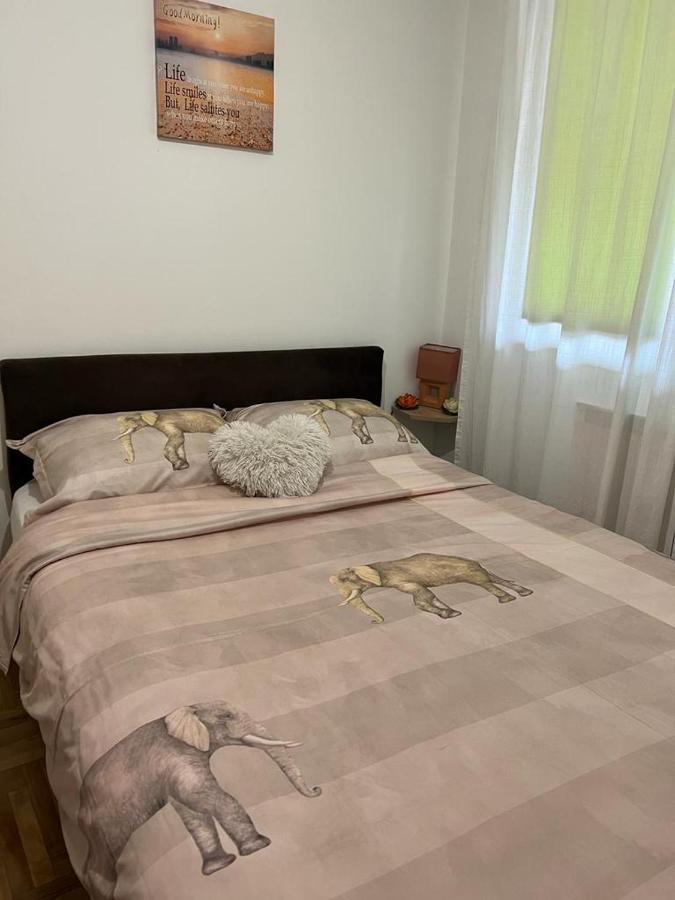 Apartman Manja Lukavica Ngoại thất bức ảnh