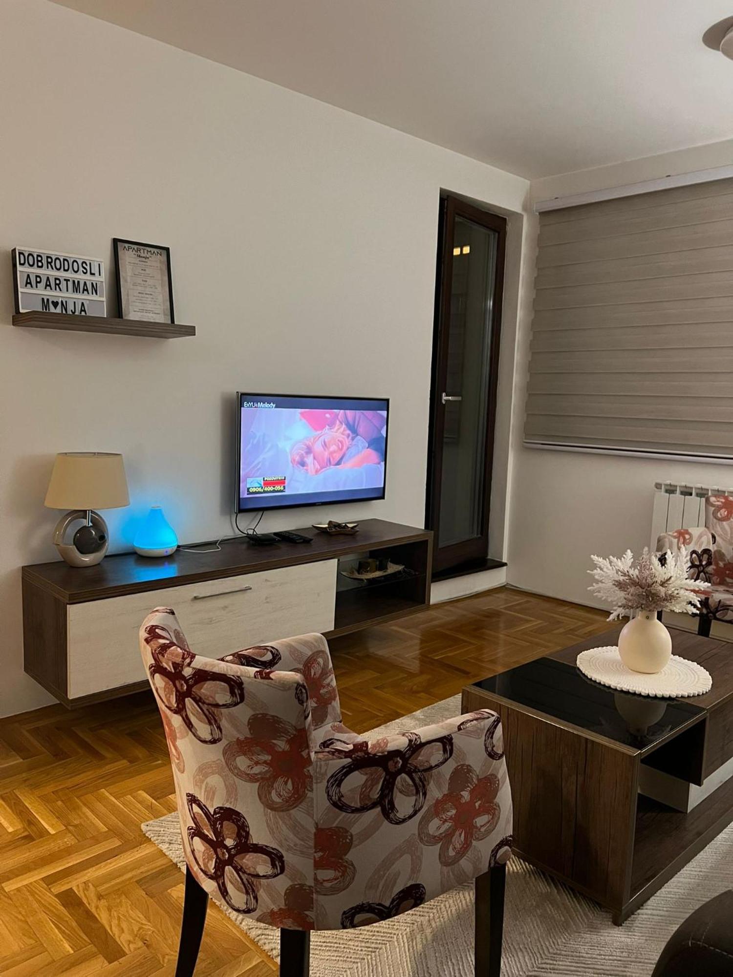 Apartman Manja Lukavica Ngoại thất bức ảnh